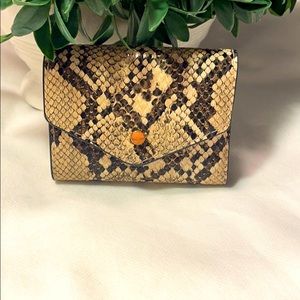 Woman’s wallet
